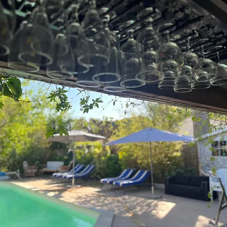 Belem - Piscine Chauffée - Mas Saint Louis Bed & Breakfast Aigues-Mortes