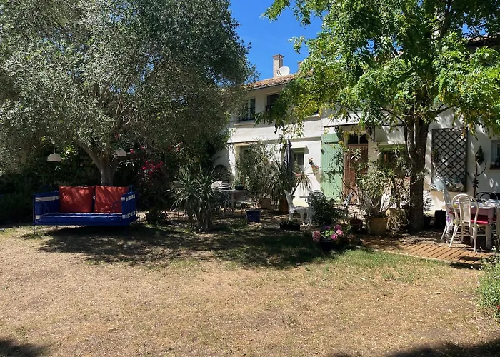 Belem - Piscine Chauffee - Mas Saint Louis איגוס-מורטס
